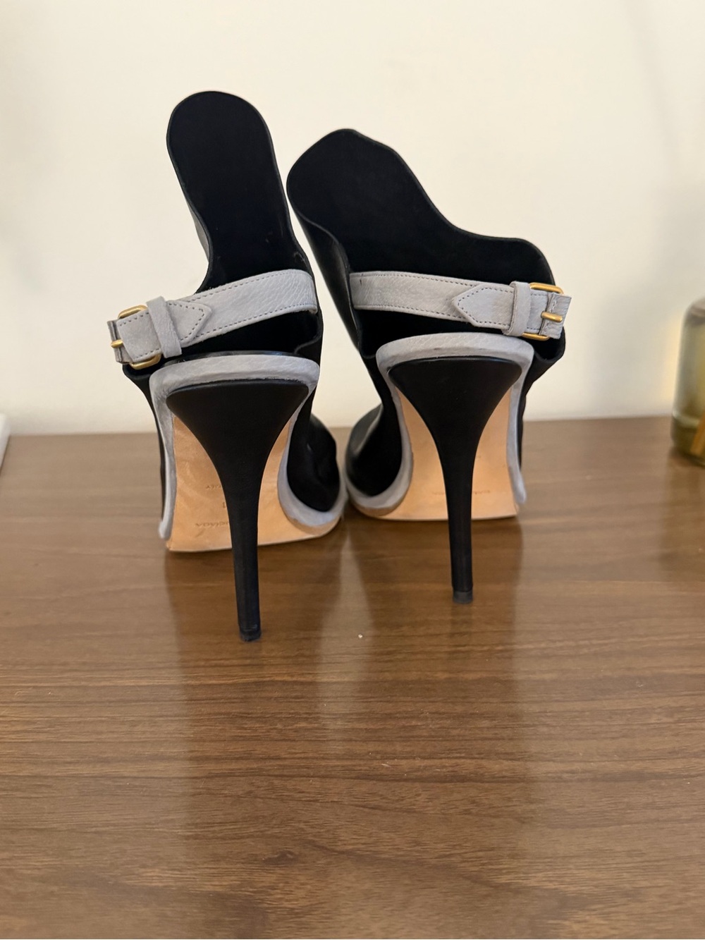 Balenciaga Black Peep-Toe Stiletto Mule with Beige Trim - Picture 3 of 5